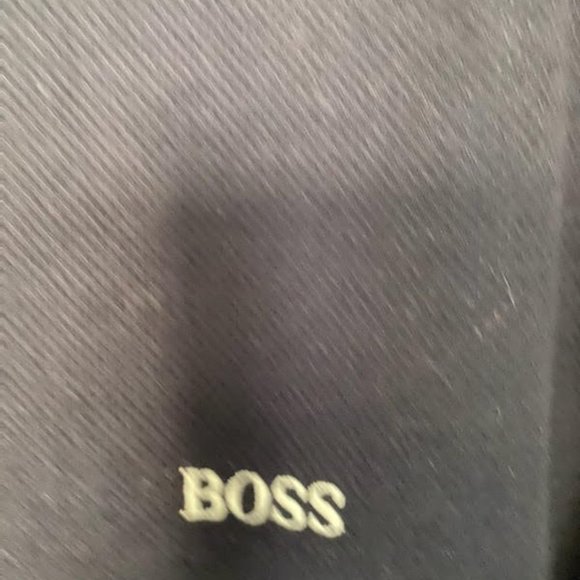 HUGO BOSS V-NECK SWEATER SIZE L - Picture 2 of 3
